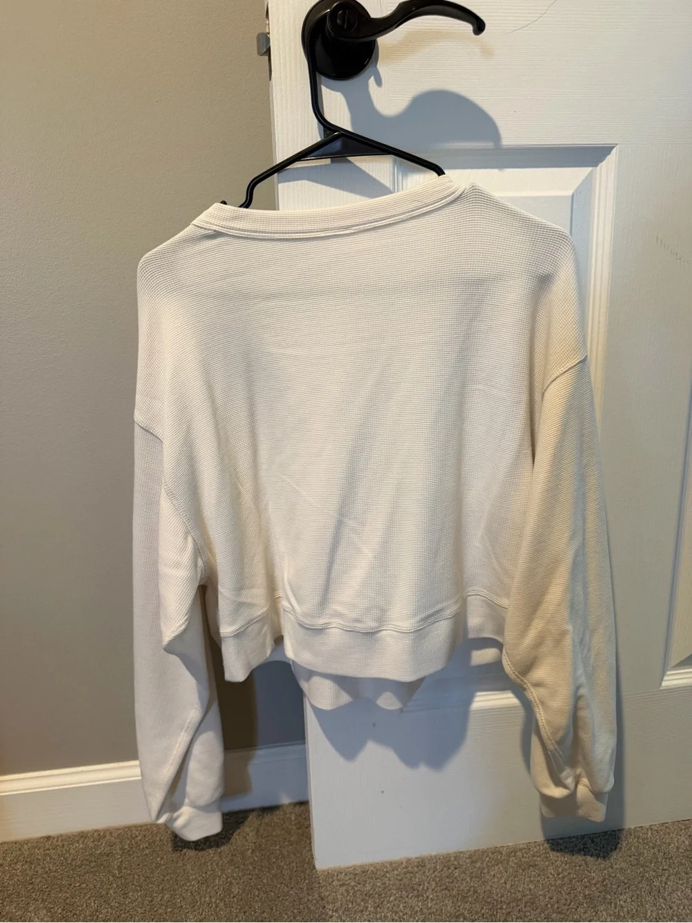 Alo Yoga Alolux Soft Oversized Henley In Ivory